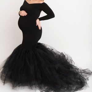 Maternity gown